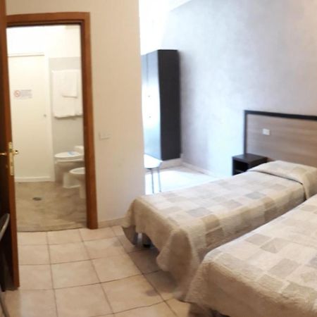 Hotel Salus ميلان المظهر الخارجي الصورة