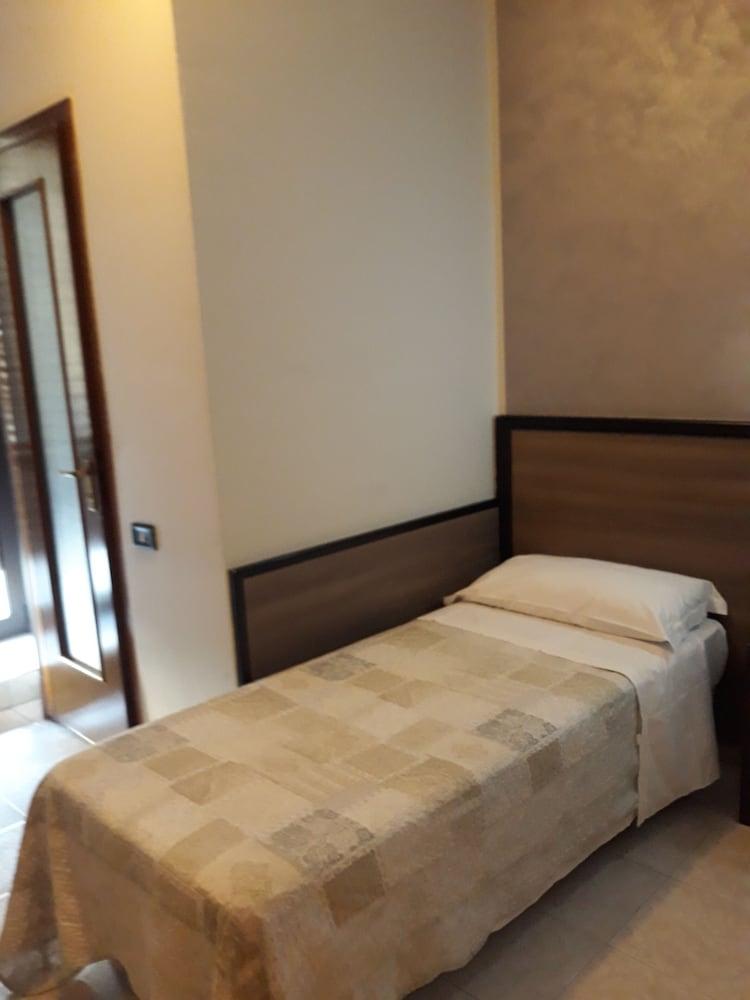 Hotel Salus ميلان المظهر الخارجي الصورة