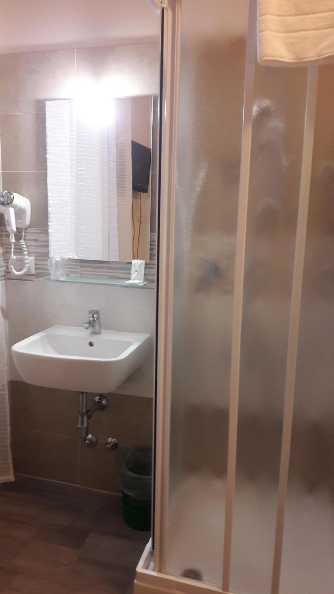 Hotel Salus ميلان المظهر الخارجي الصورة