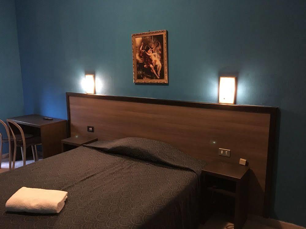 Hotel Salus ميلان المظهر الخارجي الصورة